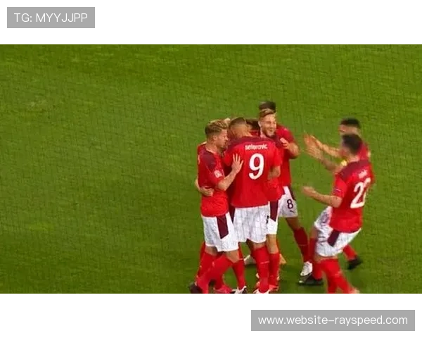 沃尔夫斯堡老将佩奇诺维奇绝杀后跪地庆祝，释放压力