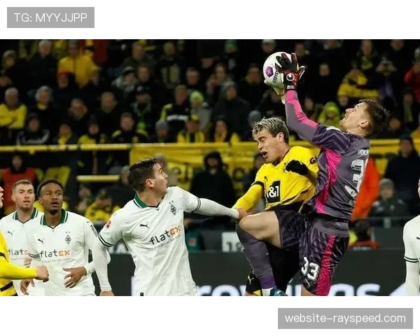 拜仁官方确认:穆西亚拉因肌肉疲劳缺席本轮对阵门兴的比赛 拜仁官方确认:穆西亚拉因肌肉疲劳缺席本轮对阵门兴的比赛